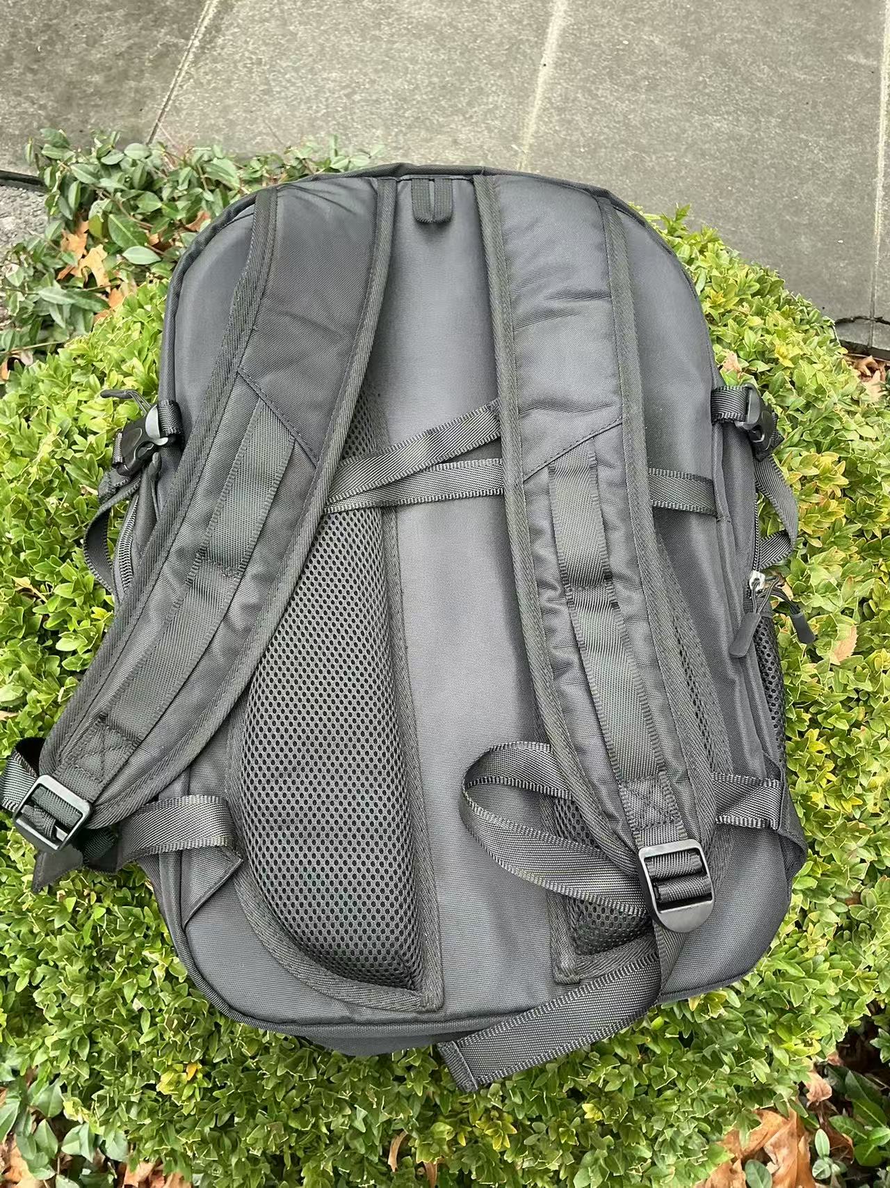 120W Hiking Solar Backpack