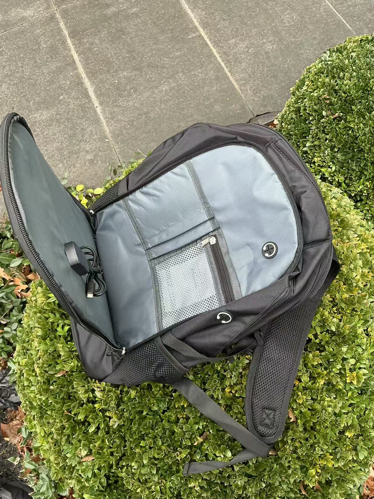 120W Hiking Solar Backpack