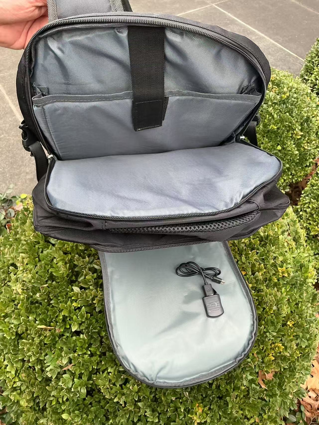 120W Hiking Solar Backpack
